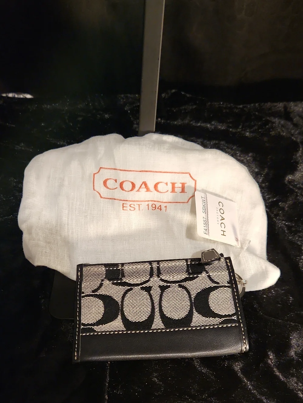 NWTCoach Black and White Signature Card Case Wallet & Coach Dust Bag
